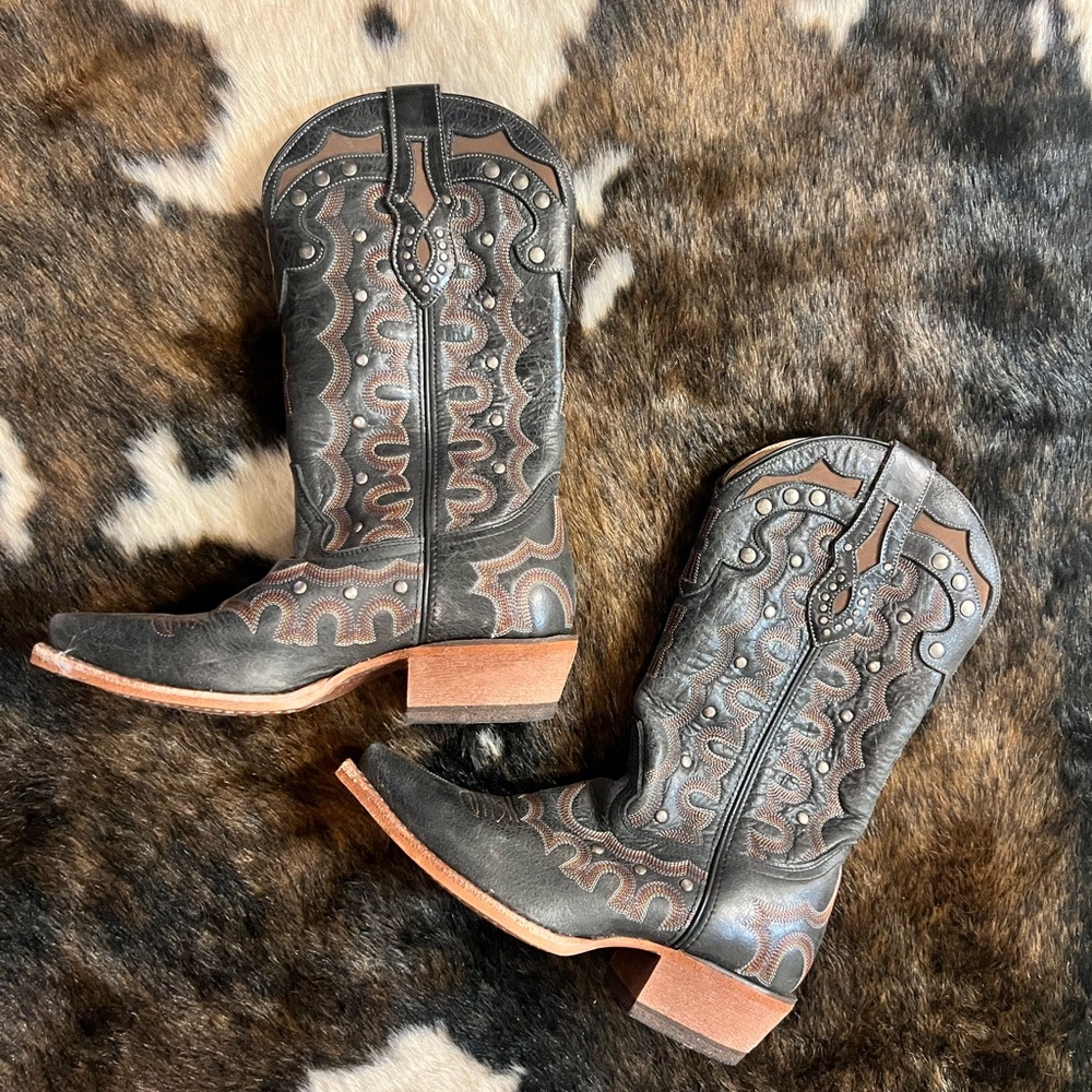Justin Boots Black and Brown Heeled Boots